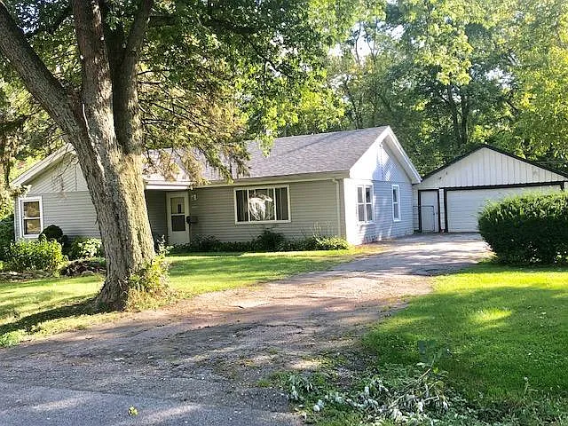 6437 W Home Ave photo 1