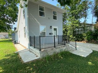502 Hamilton St, Pekin, IL 61554
