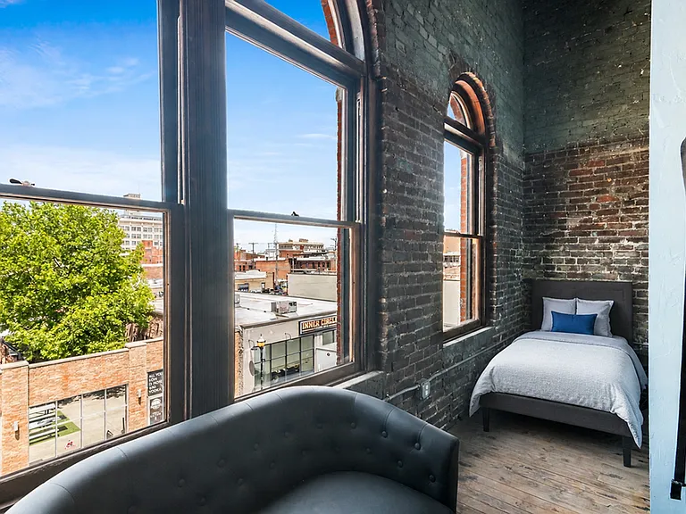 Brand new apartments in downtown Springfield! — Photo 36