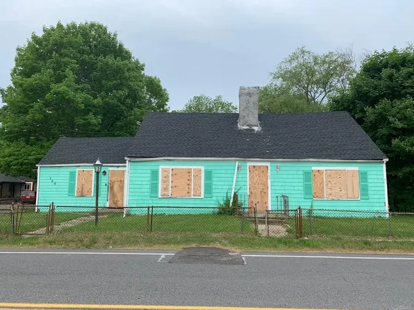 169 Gifford Rd, Westport, MA 02790