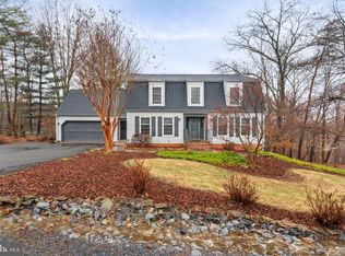 18379 Sydnor Hill Ct, Leesburg, VA 20175