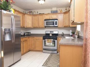 47 North St APT B, Worcester, MA 01605