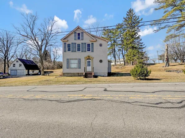 2233 Chipperfield Dr, Stroudsburg, PA 18360