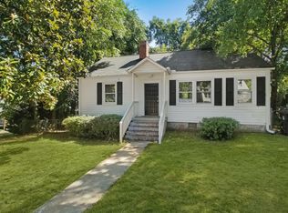 16 Dunrovin St, Greenville, SC 29607