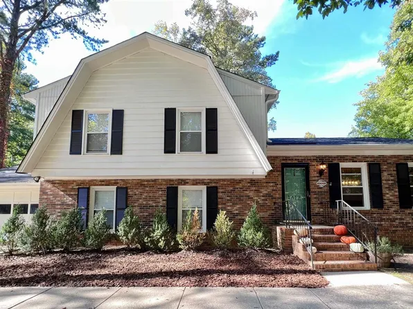 1412 Widen Ct, Cary, NC 27511
