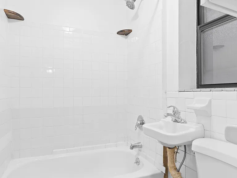 229 Sullivan St #2C — Photo 4