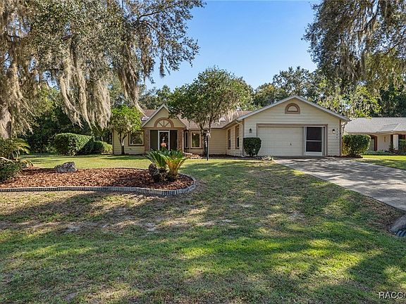 3rd image of 3059 N Chandler Dr