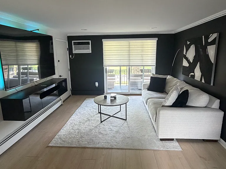 203 Denrose Dr #3 — Photo 3