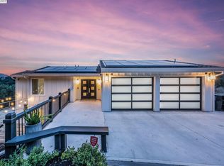 5 Wanda Ln, Orinda, CA 94563