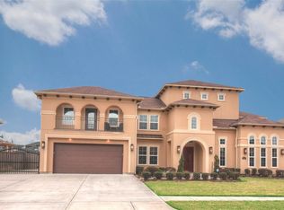 1807 Sterling Creek Dr, Friendswood, TX 77546