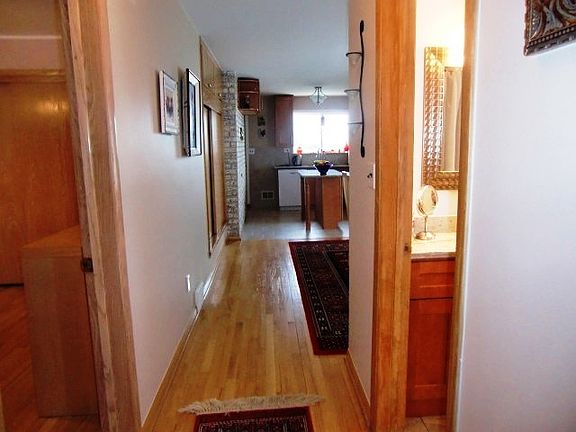 5th image of 3821 Clarence Ave