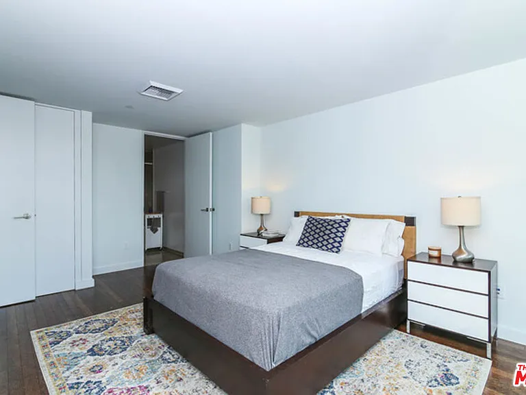 6250 Hollywood Blvd #10N — Photo 22