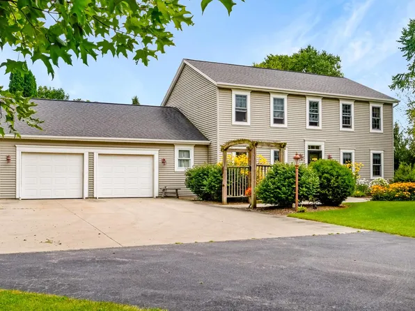 N171 County Road S, Kewaskum, WI 53040