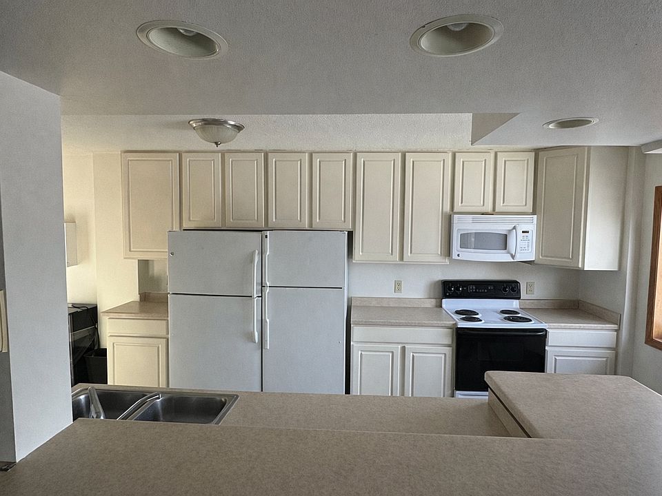 2nd image of 505 N Carroll St #B8fdabe7d