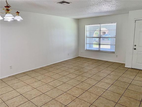 3rd image of 7434 Golden Glenn Ct