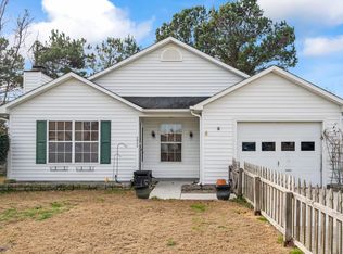 2032 W Windgate Ct, Jacksonville, NC 28546