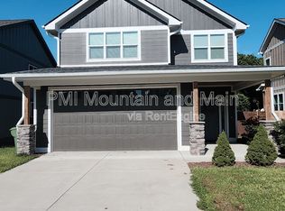 16 Alice Clement Ln, Asheville, NC 28803
