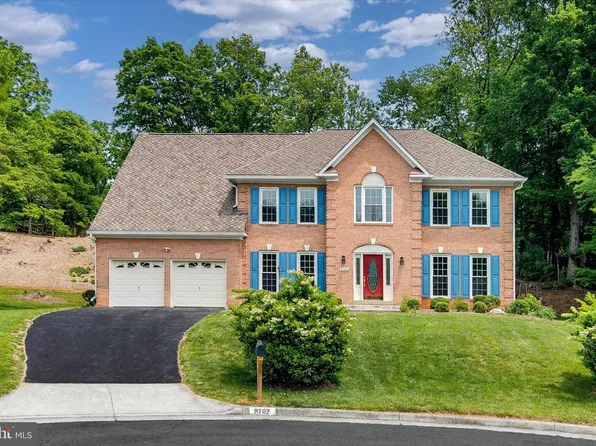 9702 Cymbal Dr, Vienna, VA 22182
