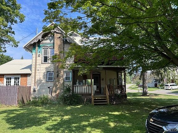 4th image of 12 Elmwood Ave