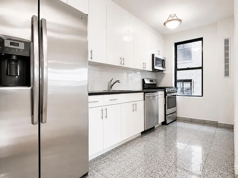 282 Cabrini Blvd #3G — Photo 10
