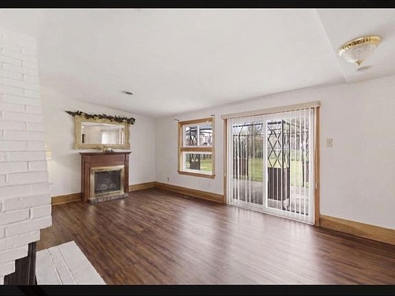 3rd image of 91 Gerald Ave