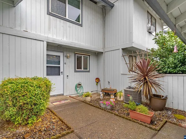 3323 Jackson St SE APT 6, Albany, OR 97322