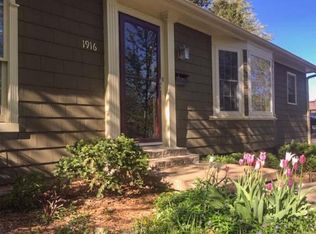 1916 W 47th Ter, Westwood, KS 66205