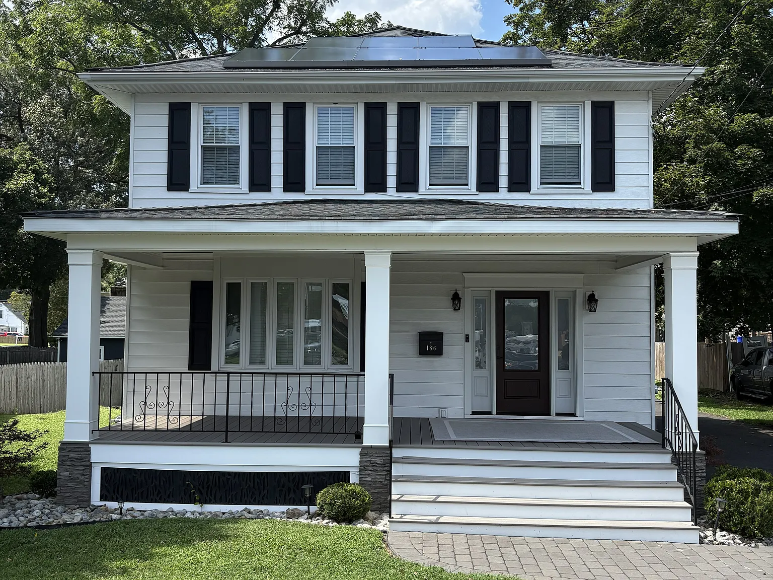 4 bed, 2096 sqft, $3,500 — Photo 1