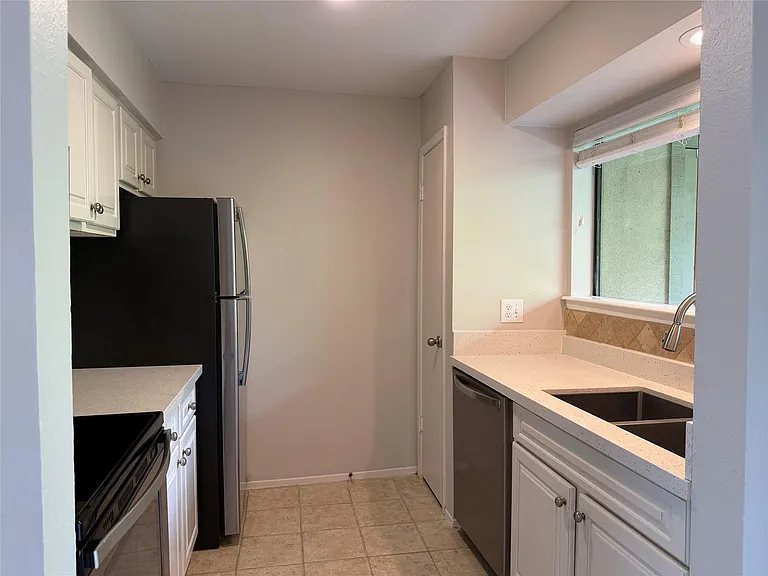 3300 Pebblebrook Dr #108 — Photo 10