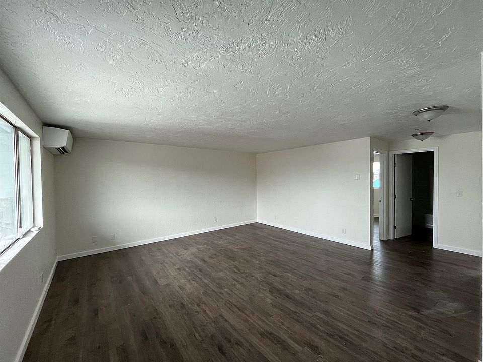 1st image of 101 S 35th St #B