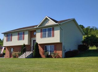 1119 Impounding Dam Rd, Hanover, PA 17331