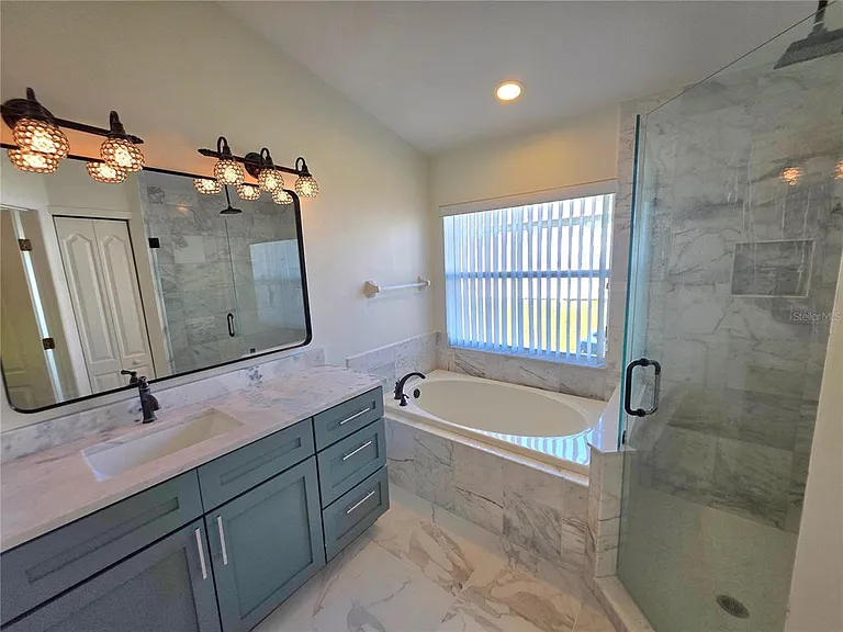 730 Straw Lake Dr — Photo 6