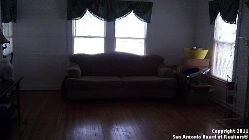 4th image of 113 Leming Dr