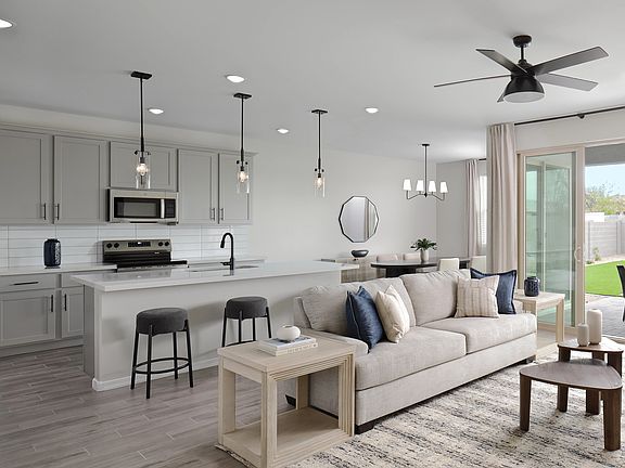 Wales Ranch - Larkspur Interior Image 2