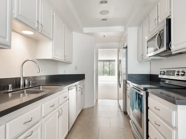 (undisclosed Address), San Diego, CA 92104