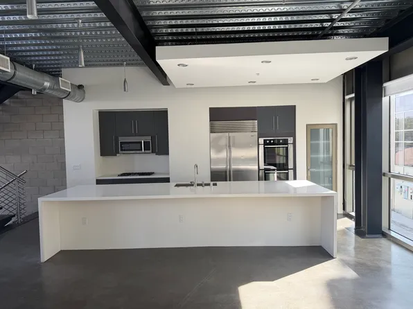 3238 W Casitas Ave, Los Angeles, CA 90039