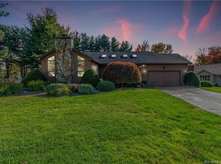 141 Stockingmill Rd, Wethersfield, CT 06109