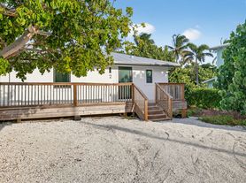 1171 Seagrape Ln, Sanibel, FL