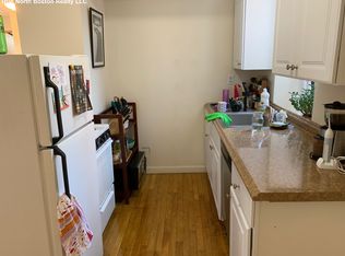 338 North St #9, Boston, MA 02113