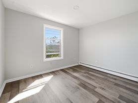 35 Columbia Ave, Passaic, NJ