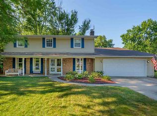 6806 Embers Ct, Fort Wayne, IN 46815