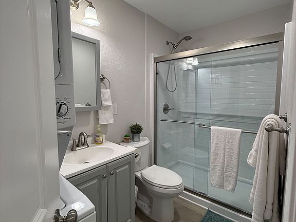 5th image of 52 S 10th St #3