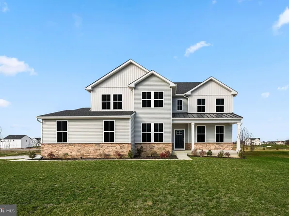 437 Crownleaf Dr, Middletown, DE 19709