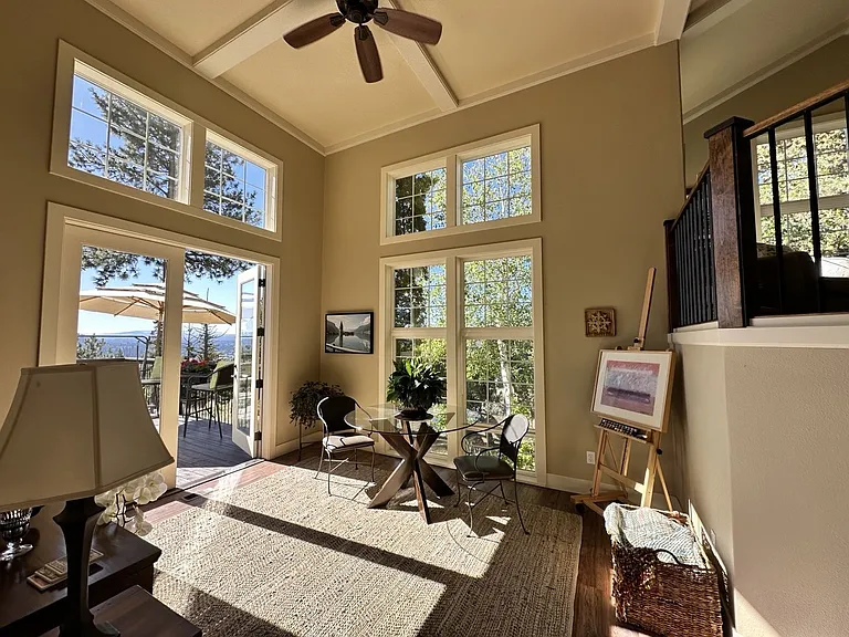1158 NW Redfield Cir — Photo 3