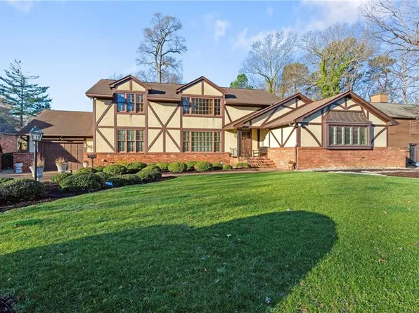 54 Settlers Rd, Newport News, VA 23606