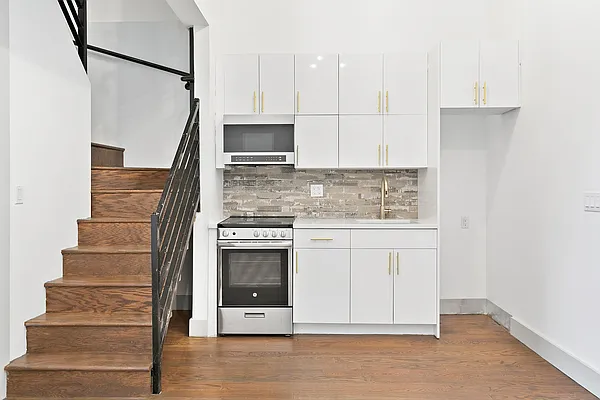 Rented by Corcoran | media 12