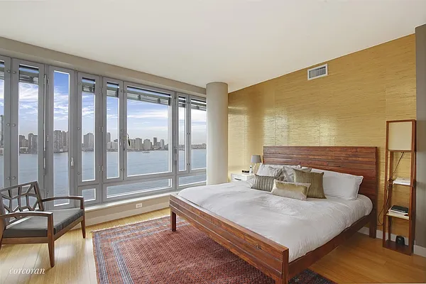 Rented by Corcoran | media 15