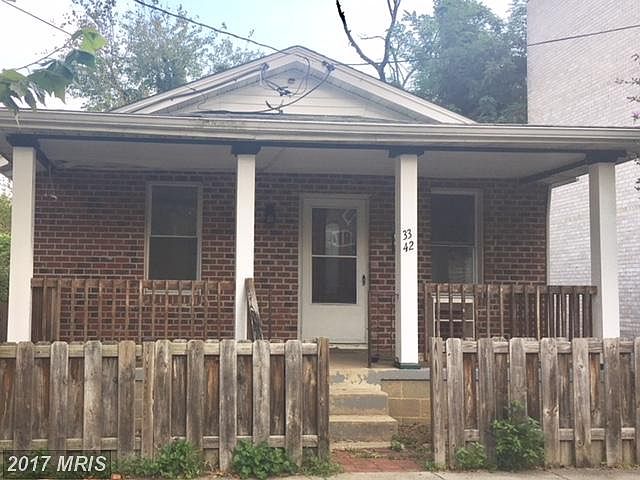 2nd image of 3342 Ely Pl SE