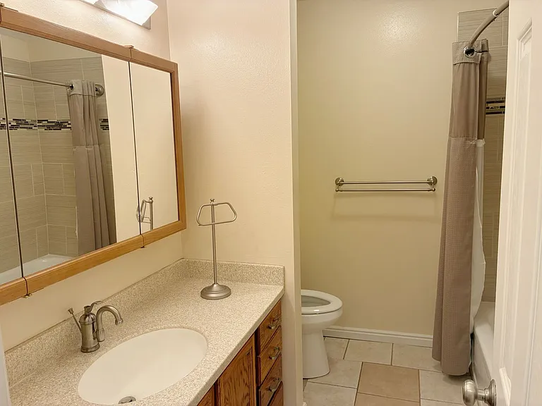 2180 Westcliff Dr — Photo 14