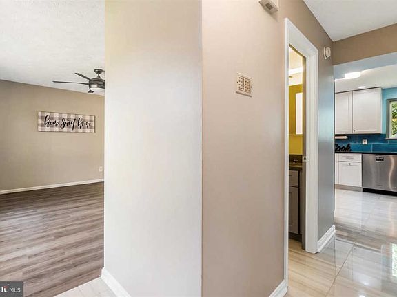2nd image of 1508 Aviemore Pl